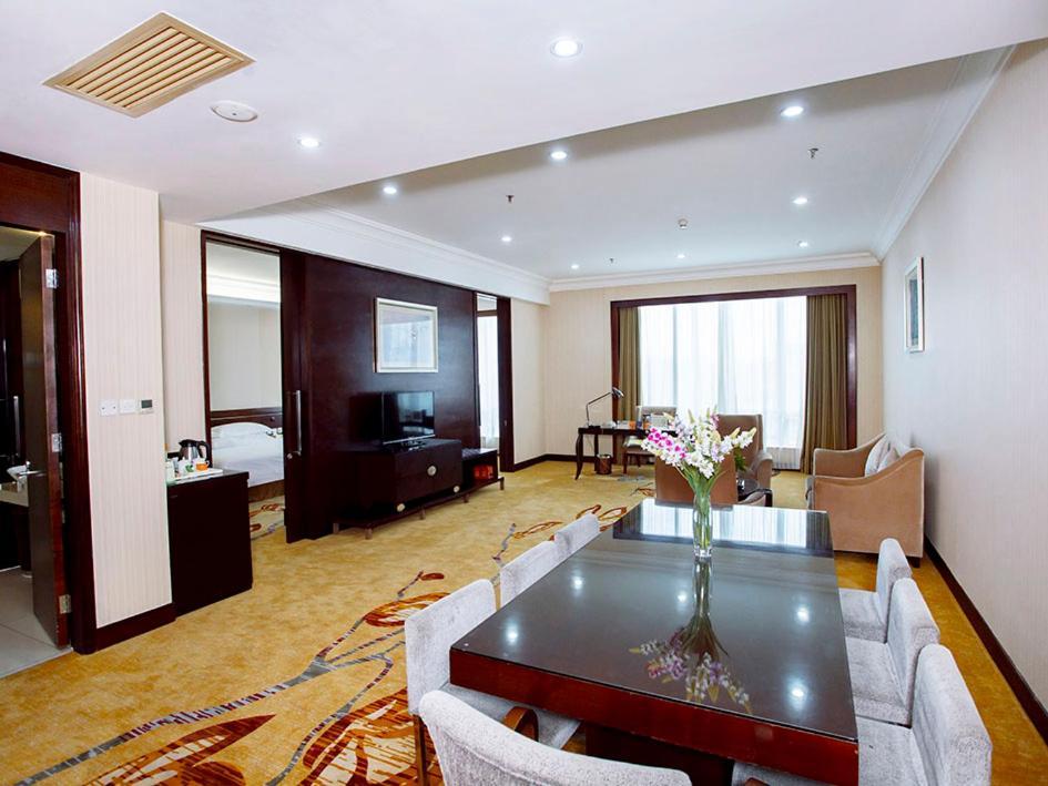 Vienna International Hotel Shenzhen Hua'Nan City Exteriér fotografie
